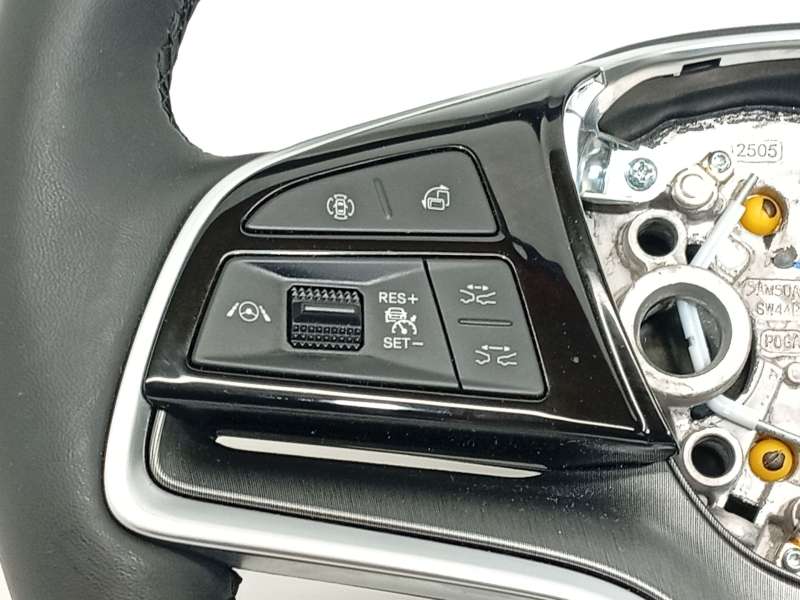 Recambio de volante para byd seal u dm-i referencia OEM IAM SA3HK3402010AY1A7 4