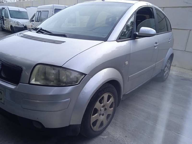 AUDI A2 (8Z)