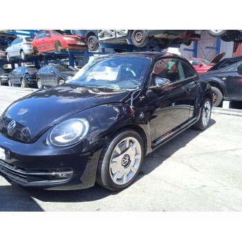 volkswagen beetle del año 2014