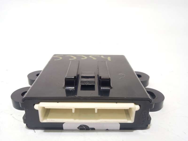Recambio de modulo electronico para mitsubishi asx 2.0 mivec cat referencia OEM IAM 1640A074 - Blanco 3