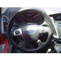 FORD FOCUS III SEDÁN