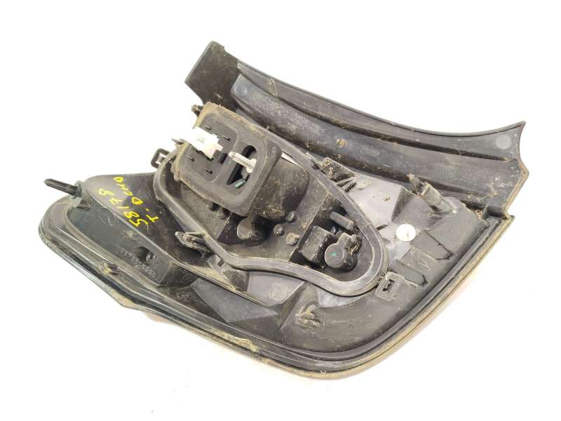 Recambio de piloto trasero derecho para citroën c3 ii (sc_) 1.4 referencia OEM IAM 6351KQ 2