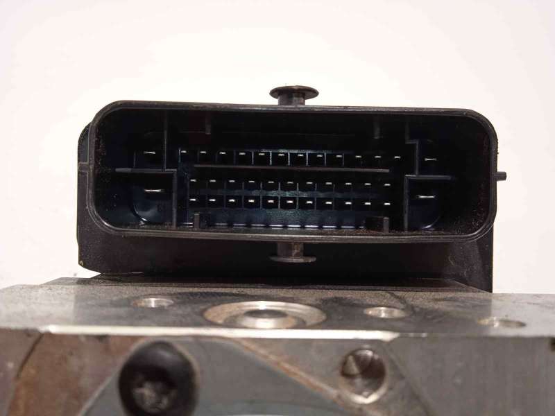 Recambio de abs para kia cee'd drive referencia OEM IAM 58920A2230 6158945200 A258920800 4