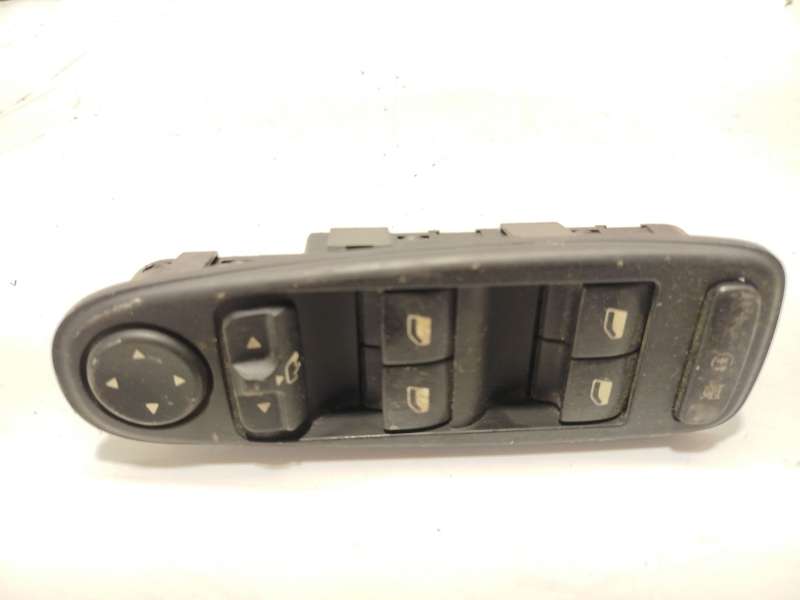 Recambio de mando elevalunas delantero izquierdo para citroën c4 grand picasso i (ua_) 1.6 hdi referencia OEM IAM 96639383ZD 655 - Negro 2