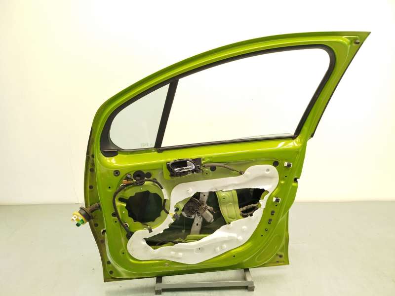 Recambio de puerta delantera derecha para citroën c3 ii (sc_) 1.4 referencia OEM IAM 9004CG 5