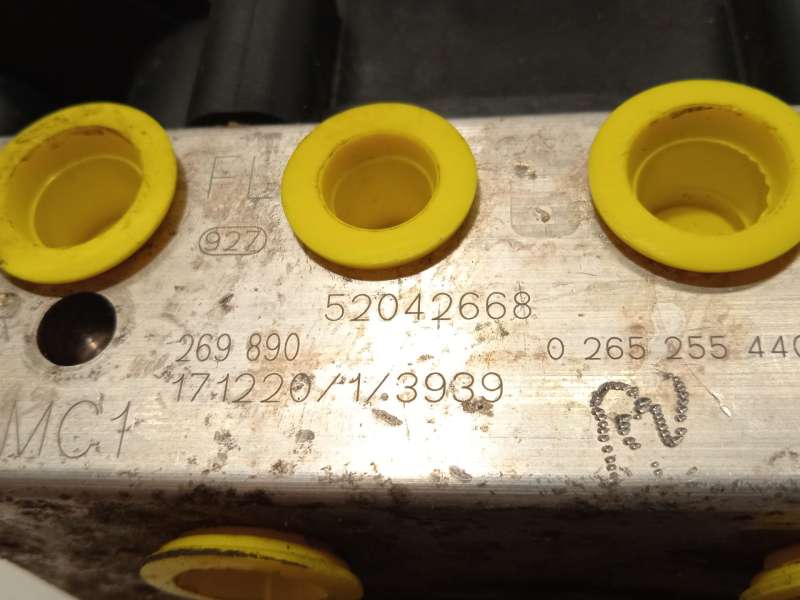 Recambio de abs para fiat 500 1.2 referencia OEM IAM 52042668 2265106579 269890 6