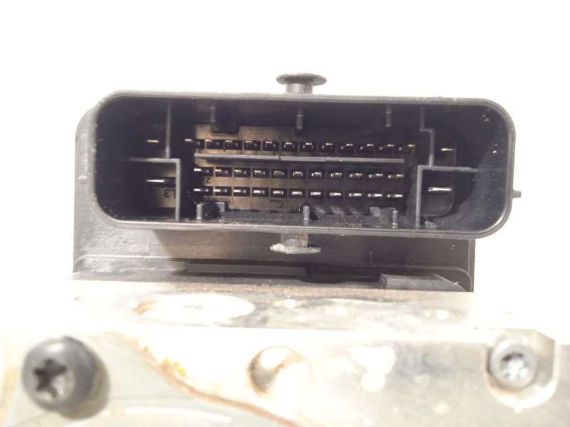Recambio de abs para hyundai tucson tecno 2wd referencia OEM IAM 58920D7101 BE6003R101 80BH6013R101 3
