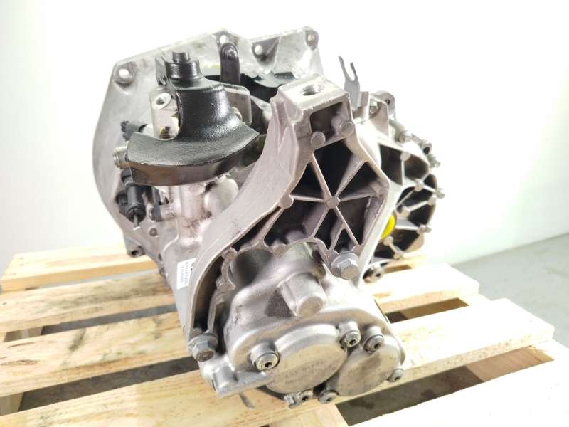 Recambio de caja cambios para ford focus iii 1.0 ecoboost referencia OEM IAM CV6R7002PF 2255924 - Negro 3