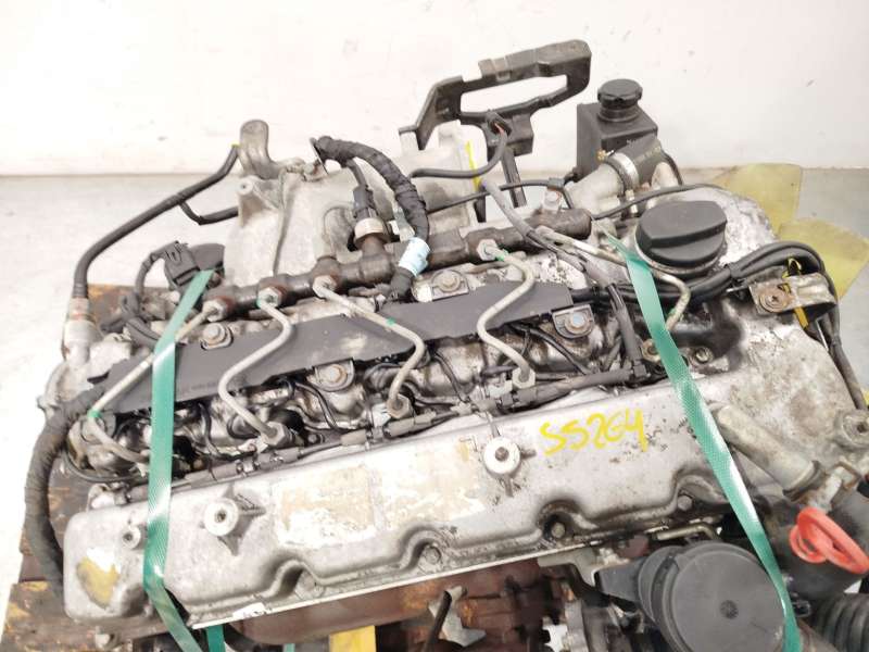 Recambio de motor completo para ssangyong rodius i 2.7 xdi referencia OEM IAM 665926 D27DT 4