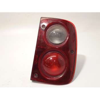 PILOTO TRASERO DERECHO AMR4003 