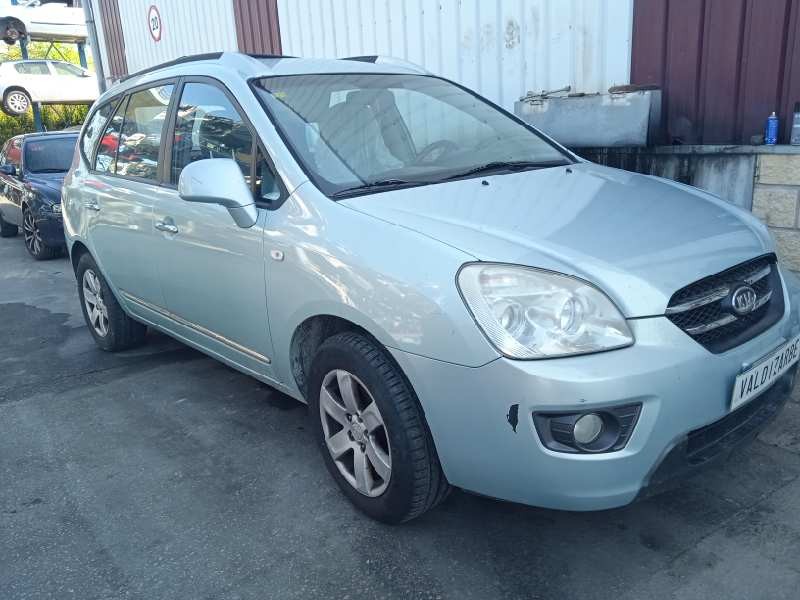 KIA CARENS (UN)