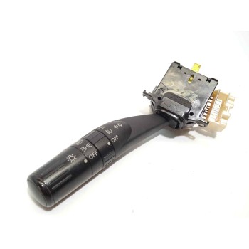MANDO LUCES 83115AG151 