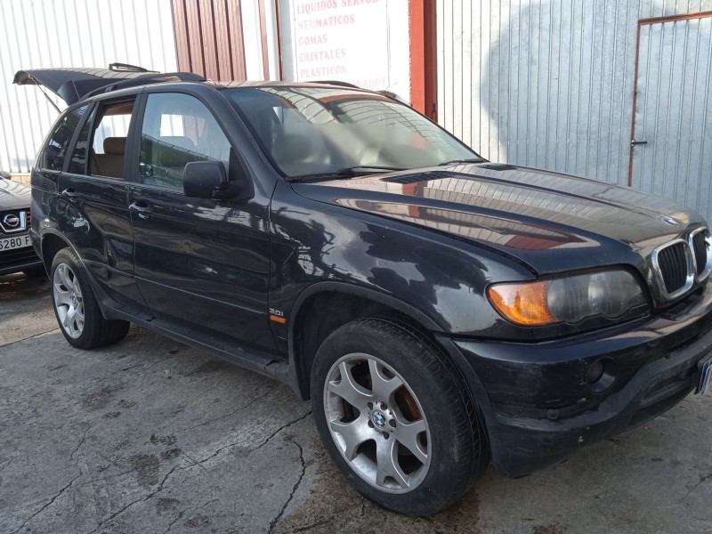 BMW X5 (E53)