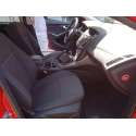 FORD FOCUS III SEDÁN