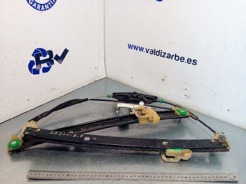 ELEVALUNAS DELANTERO DERECHO 8R0837462G 8K0959802B