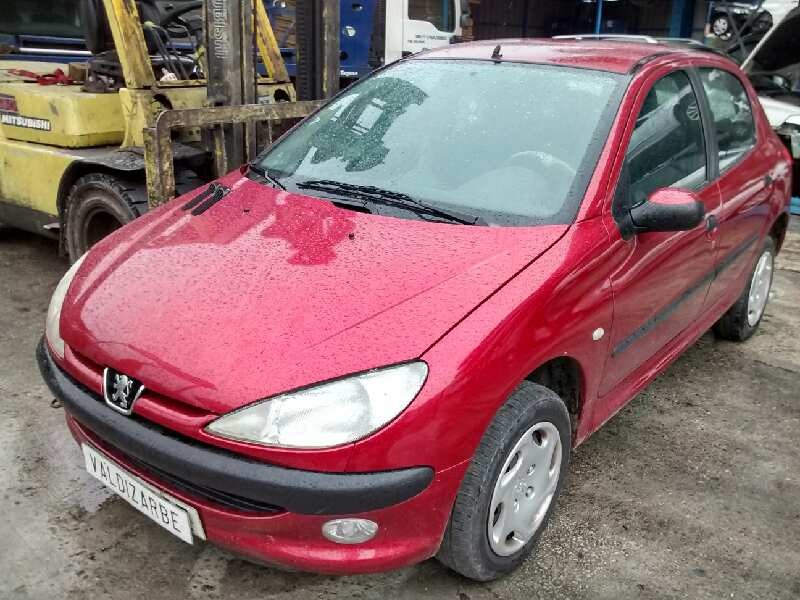 PEUGEOT 206 BERLINA