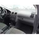 VOLKSWAGEN TOURAN (1T1, 1T2)