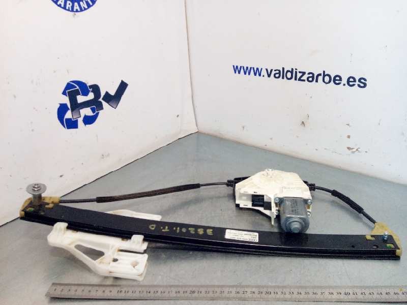 ELEVALUNAS TRASERO DERECHO 8R0839462D 