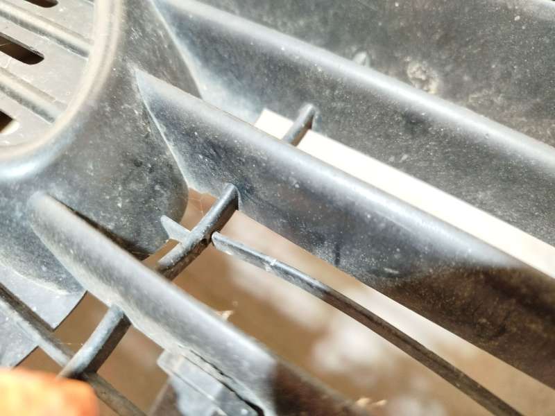 Recambio de paragolpes delantero para citroën c4 grand picasso sx referencia OEM IAM 7401FJ 7452KL 8