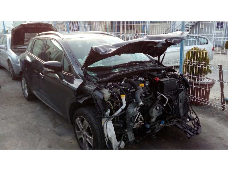 RENAULT CLIO IV GRANDTOUR