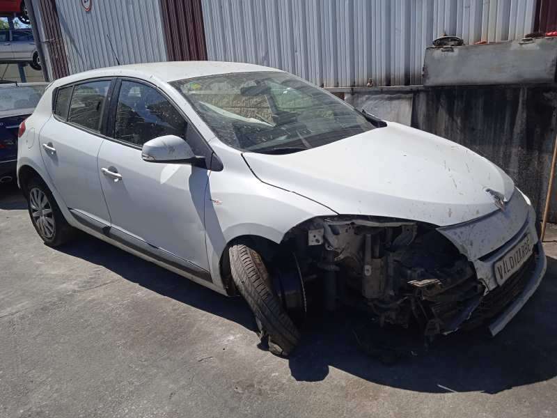 RENAULT MEGANE III BERLINA 5 P
