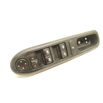 MANDO ELEVALUNAS DELANTERO IZQUIERDO 96468701XT 6554ER 
