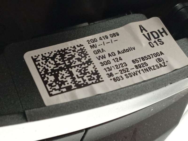 Recambio de volante para volkswagen polo vi (aw1, bz1, ae1, bz3) 1.0 tsi referencia OEM IAM 2G0419089AVDH - Gris 5