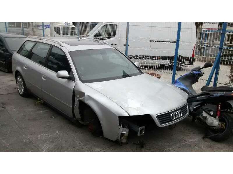 AUDI A6 AVANT (4B5)