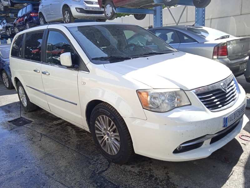 LANCIA VOYAGER (404)