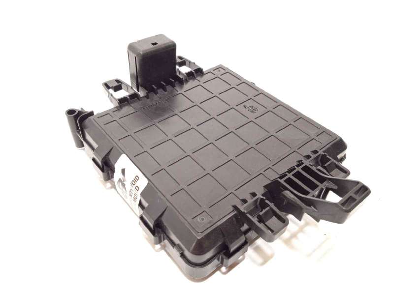 Recambio de modulo electronico para mazda cx-30 referencia OEM IAM D41S675Z0 2