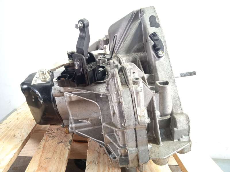Recambio de caja cambios para dacia sandero iii 1.0 tce 110 referencia OEM IAM JR5088 320106170R 4