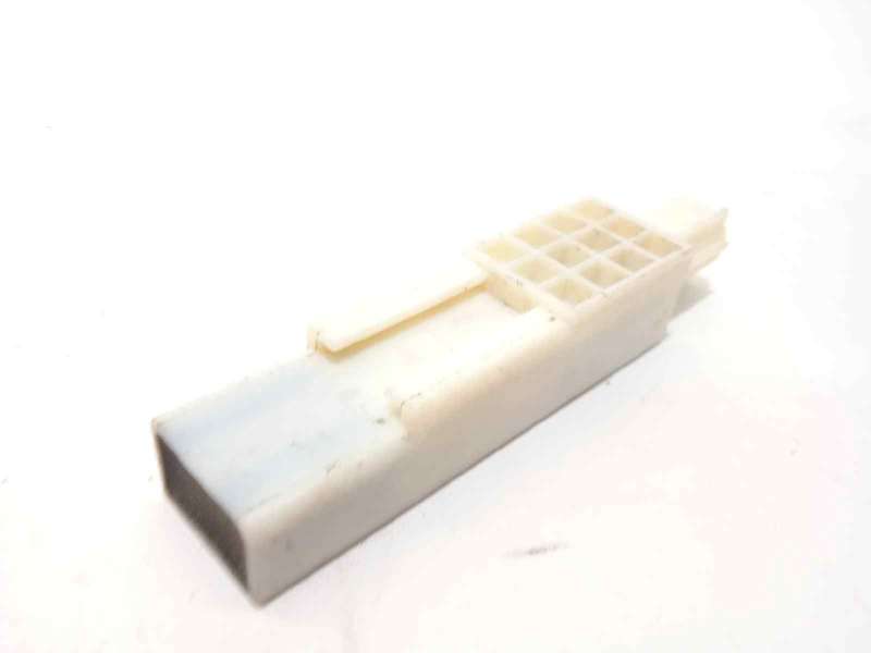 Recambio de modulo electronico para mazda cx-30 referencia OEM IAM KD47676NXA 2