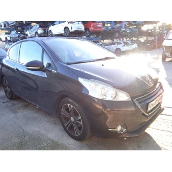 peugeot 208 del año 2012