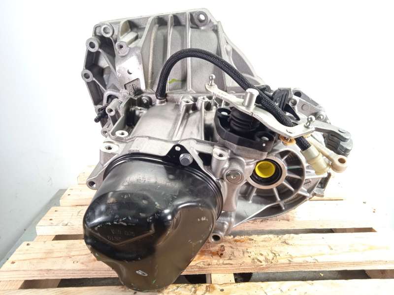 Recambio de caja cambios para dacia duster (hs_) 1.6 sce 115 referencia OEM IAM JR5084 320103723R 3