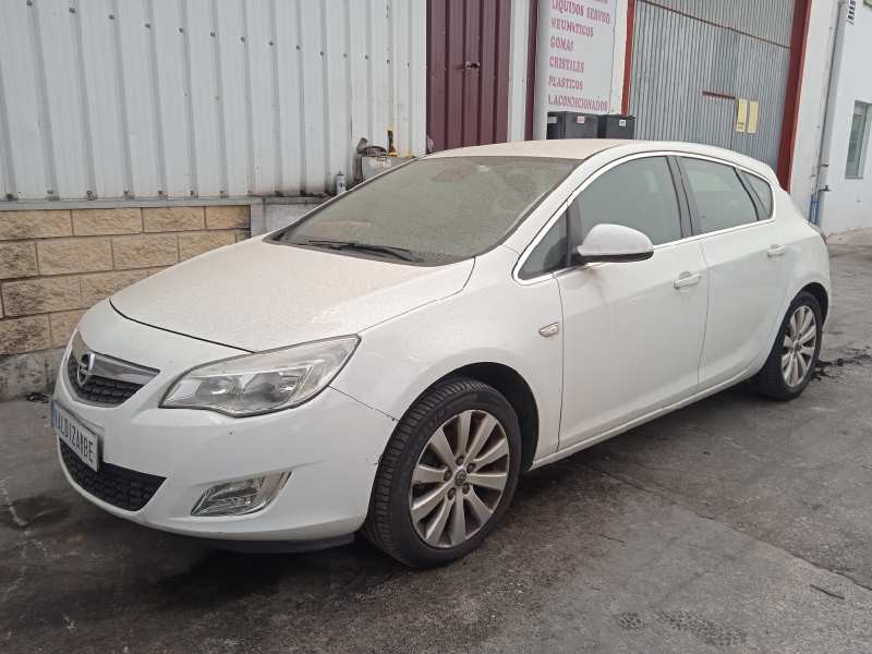 OPEL ASTRA J LIM.