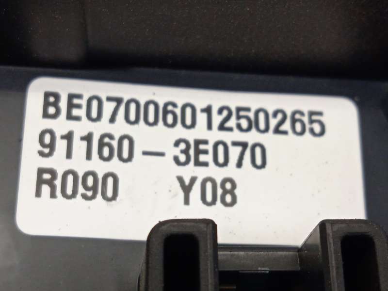 Recambio de caja reles / fusibles para kia sorento i (jc) 2.5 crdi referencia OEM IAM 911603E070 - Negro 4