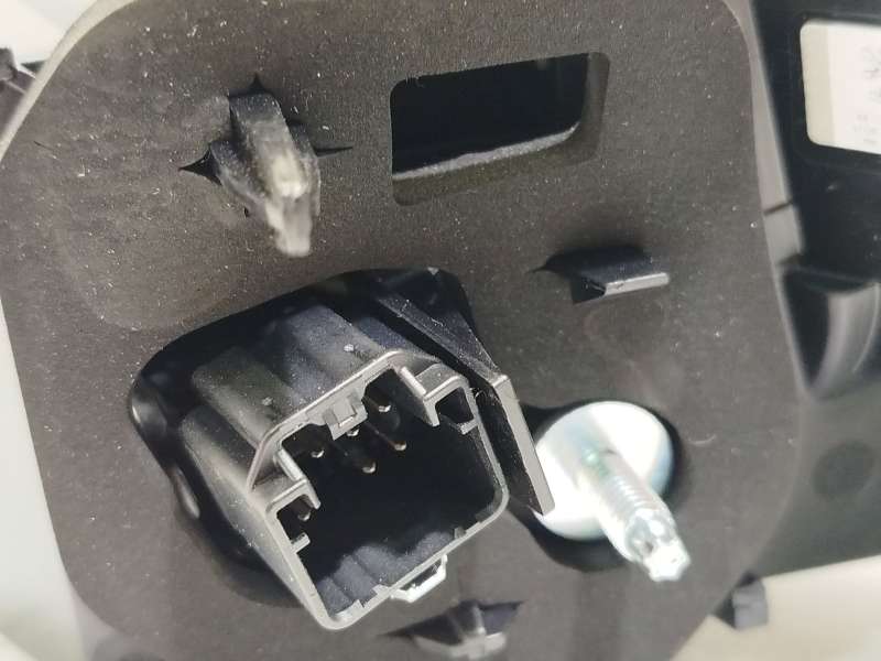 Recambio de piloto trasero izquierdo para peugeot 308 puretech 130 active pack referencia OEM IAM 9835299480 5