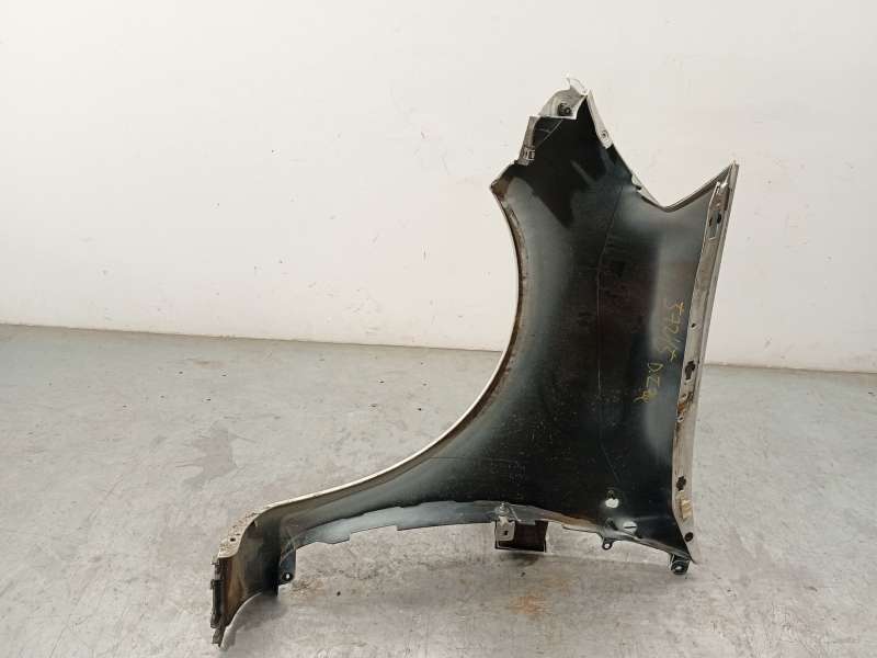 Recambio de aleta delantera derecha para renault clio iii (br0/1, cr0/1) 1.2 16v (br02, br0j, br11, cr02, cr0j, cr11) referencia - Blanco 2