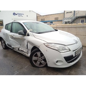 renault megane iii berlina 5 p del año 2011
