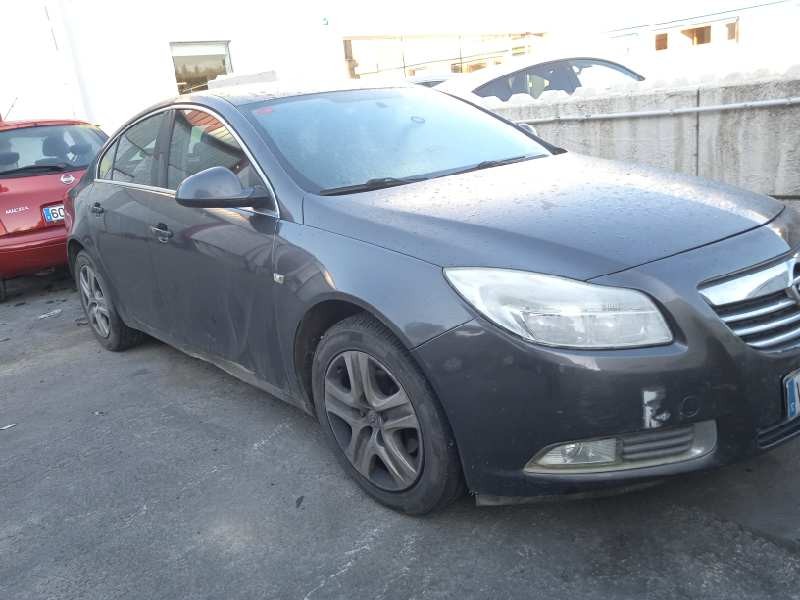 OPEL INSIGNIA BERLINA