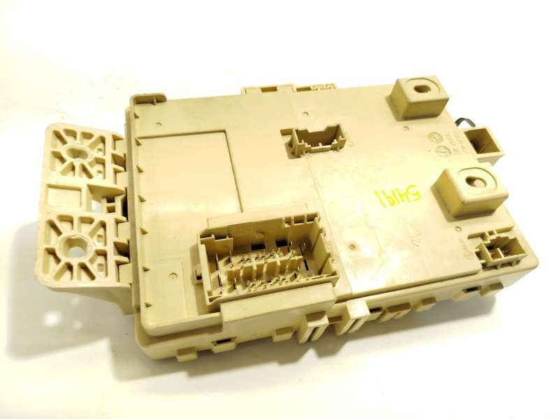 Recambio de caja reles / fusibles para hyundai kona (os, ose, osi) 1.6 gdi hybrid referencia OEM IAM 91951CM060 - Blanco 3