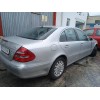 mercedes-benz clase e (w211) berlina del año 2004