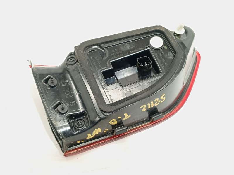 Recambio de piloto trasero derecho interior para ford kuga iii (dfk) 2.5 duratec plug-in-hybrid referencia OEM IAM PV4B13A602AB 3