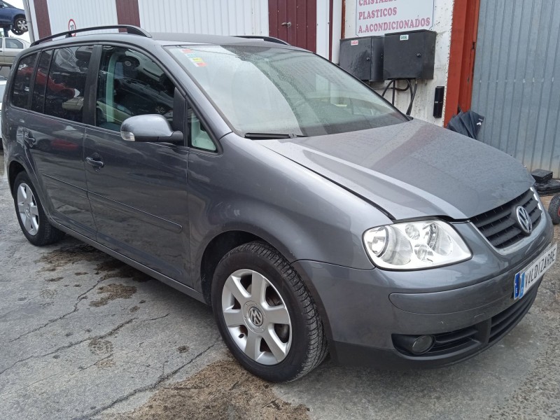 VOLKSWAGEN TOURAN (1T1, 1T2)