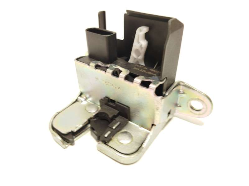Recambio de cerradura maletero / porton para seat leon (kl1, klg) 2.0 tdi referencia OEM IAM 5FA827505A 5FA827505A4PK - Blanco 2