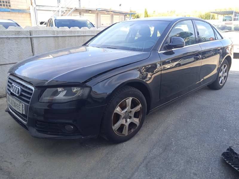 AUDI A4 BER. (B8)