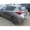 toyota auris (_e18_) del año 2015