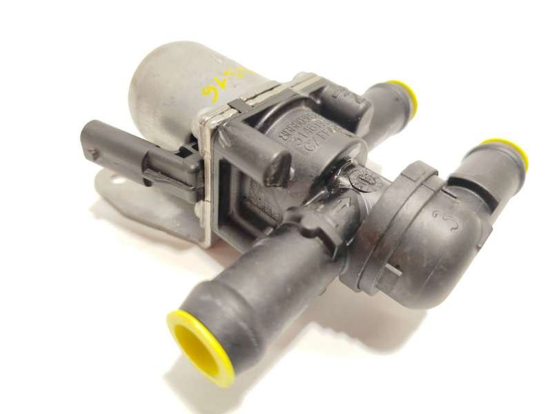 Recambio de valvula intercambio de calefaccion para lynk & co 01 phev referencia OEM IAM 8888038596 31461924 - Negro 2