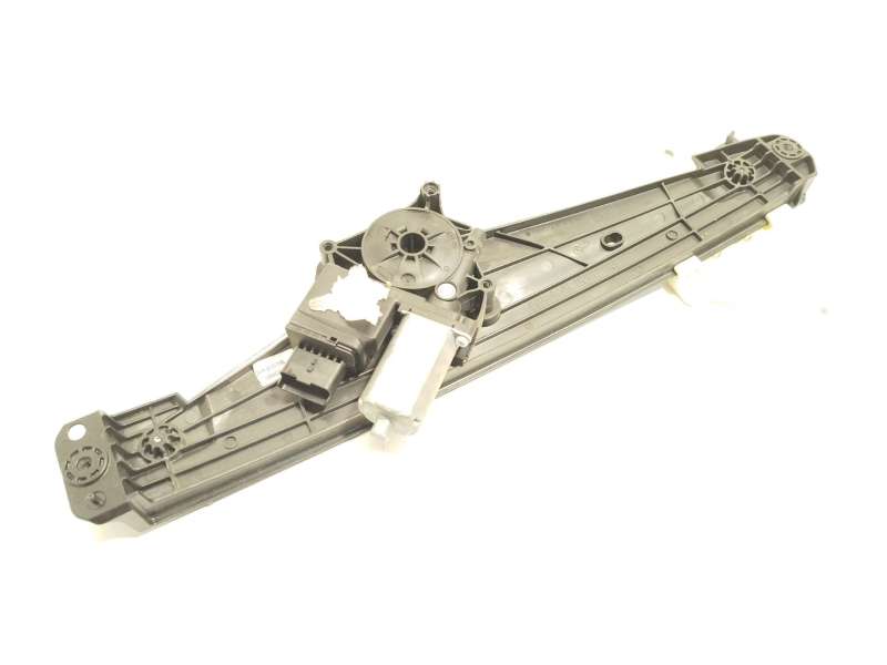 Recambio de elevalunas trasero derecho para peugeot 3008 ii suv (mc_, mr_, mj_, m4_) 1.5 bluehdi 130 referencia OEM IAM 98303888