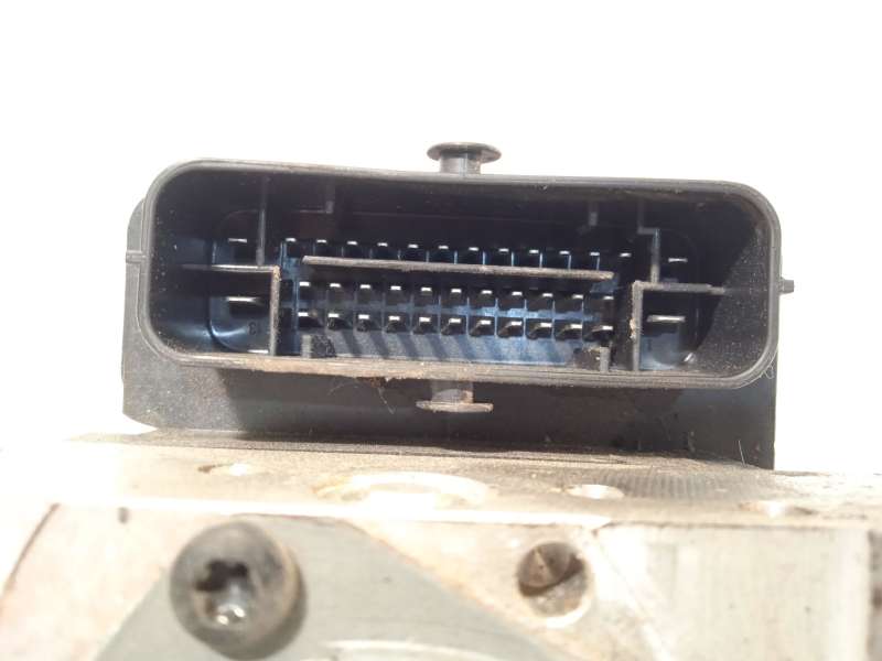 Recambio de abs para hyundai i20 active 1.4 referencia OEM IAM 58920C8250 6158945200 C858920550 4